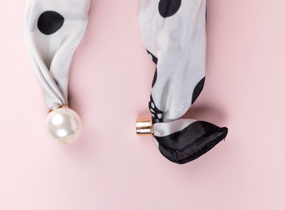 She Has Style Scarf- White & Black